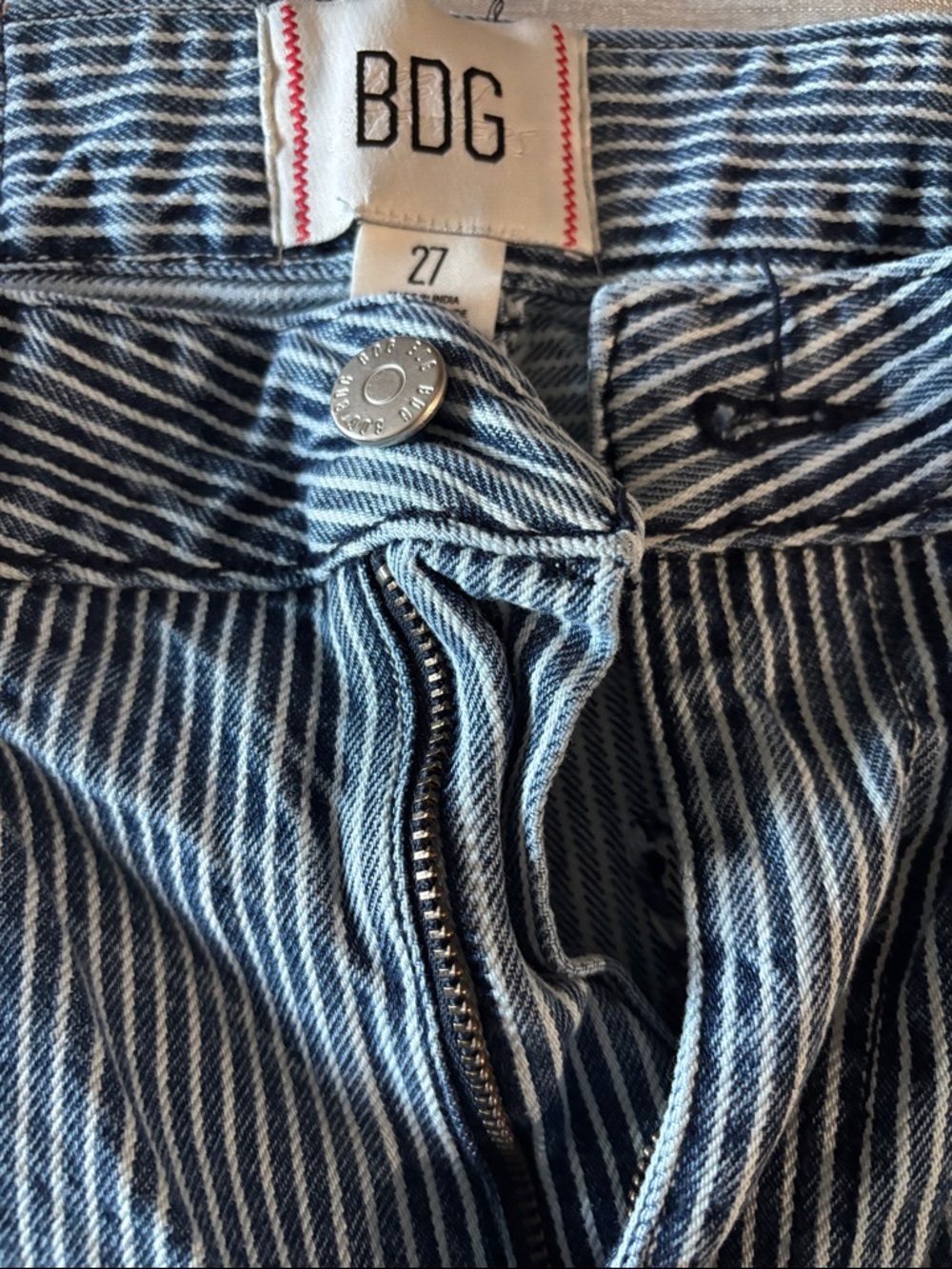 BDG Ozzy Pinstripe Loose Jean - Picture 6 of 6